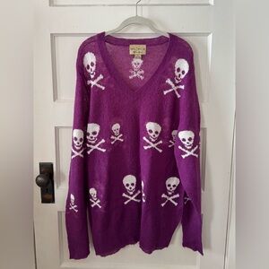 Wildfox Sweater with Skulls Purple White oversized Small